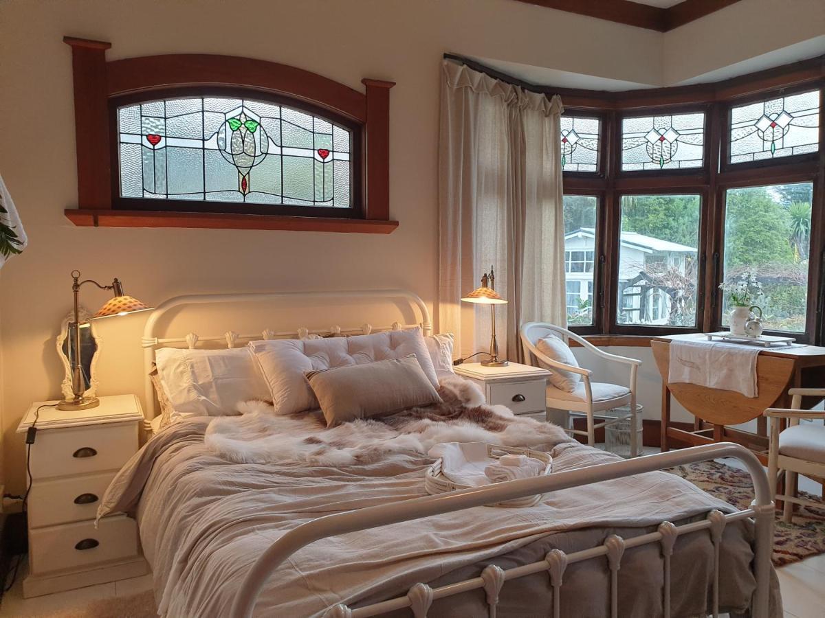 Cabins On Tudor Bed & Breakfast 모투에카 외부 사진