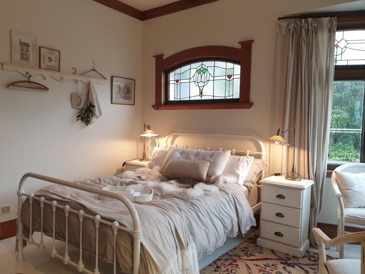 Cabins On Tudor Bed & Breakfast 모투에카 외부 사진
